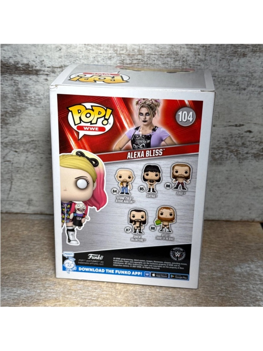 Funko Pop! WWE #104 Alexa Bliss Vinyl Figure Only At Walmart Brand New - Picture 2 of 6